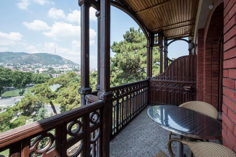 Hotel Kopala Тбилиси Екстериор снимка